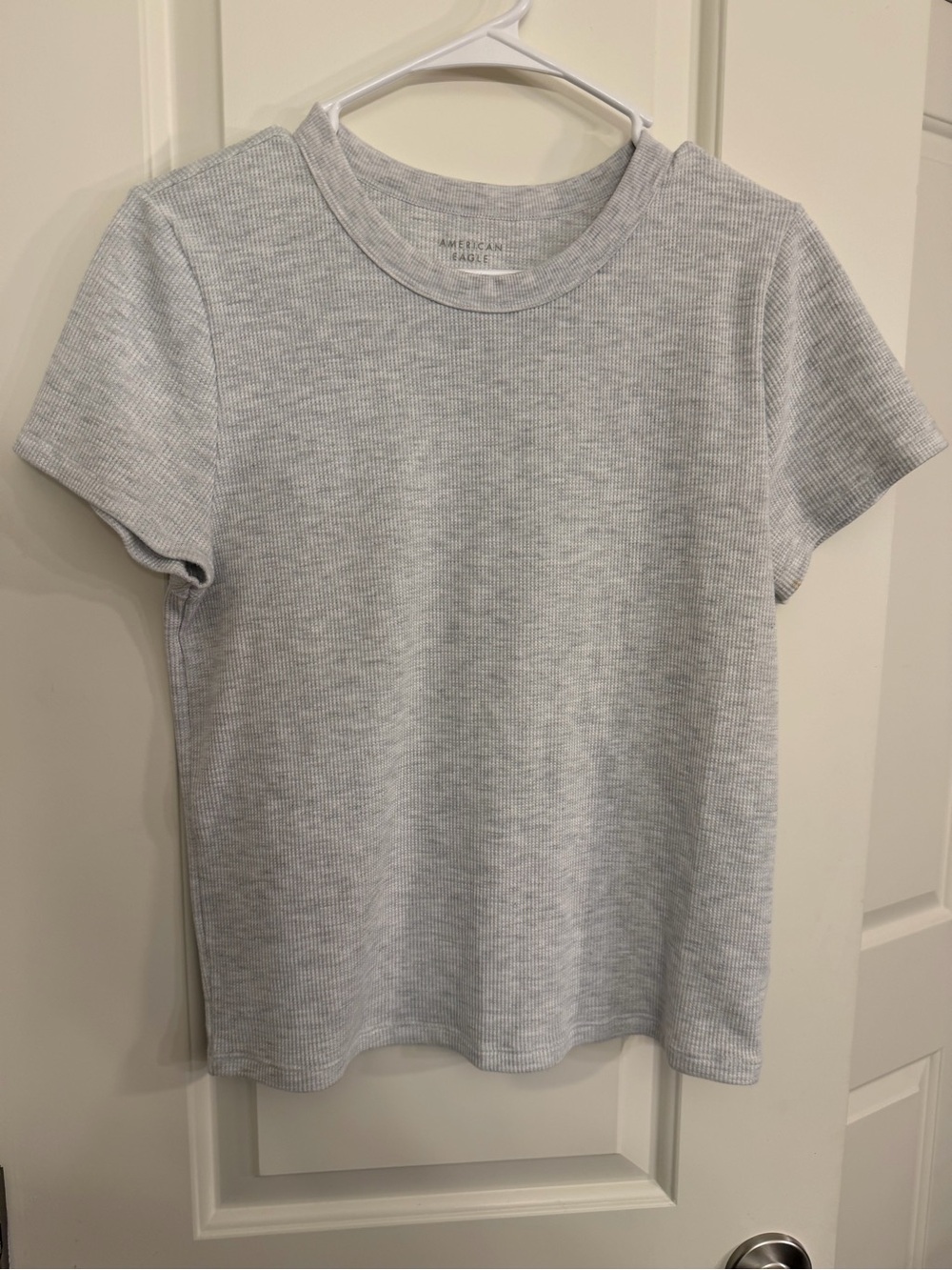 American Eagle Outfitters Heather Light Gray Ribbed Short Sleeve Tee